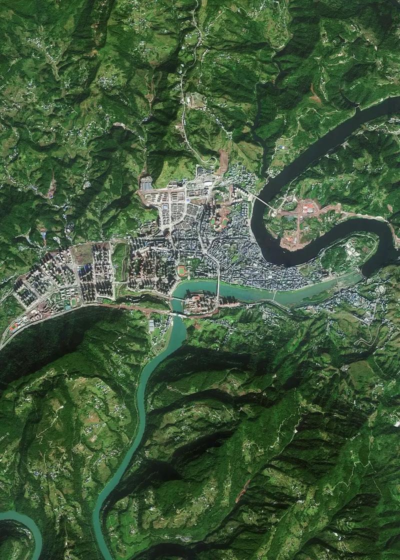 高清卫星地图（高清卫星地图在线）