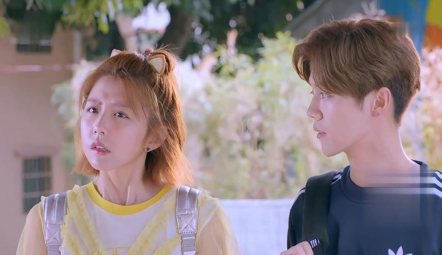 甜蜜暴击演员表宋小米（甜蜜暴击宋小米剧照）