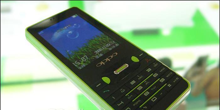 oppoa100手机（oppoA100手机防水吗）