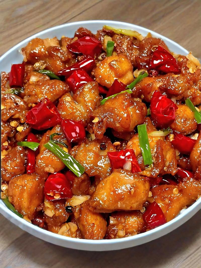 辣子鸡丁的做法（辣子鸡丁的做法视频）